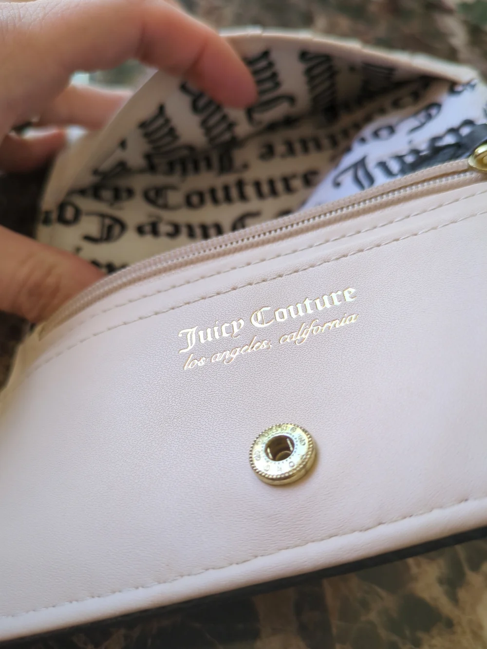 Juicy Couture Black Embossed Card‎ Holder Keychain